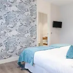 A Casa De Alicia * Besomano